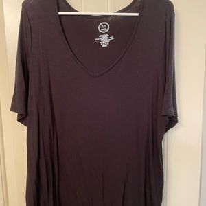 Plus size Maurices top